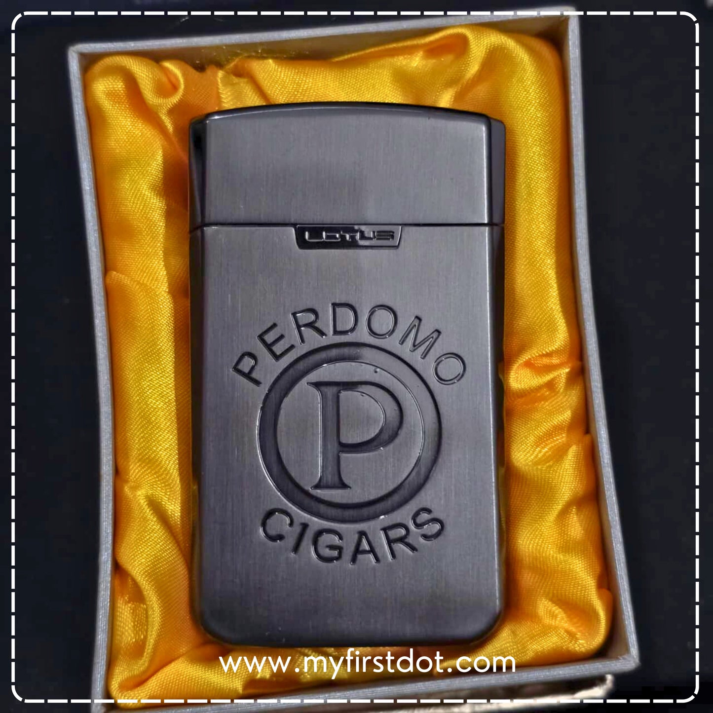 Quad Torch Cigar Lighter – Windproof Butane Jet Flame