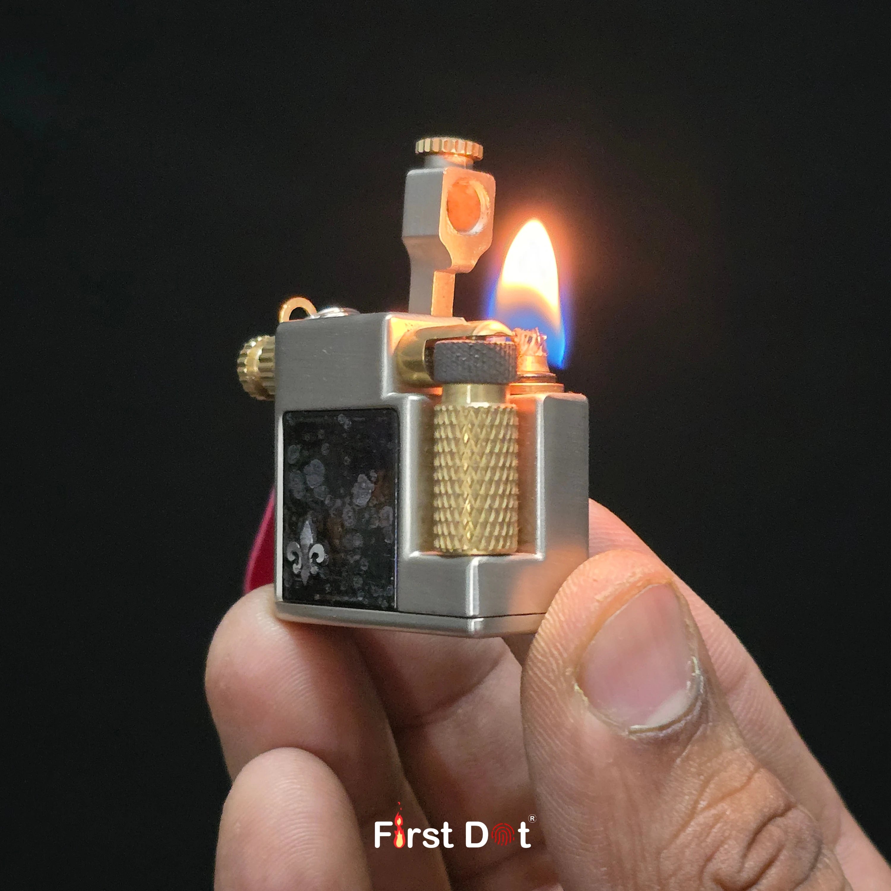 Chief 715 – Micro Brick Lighter