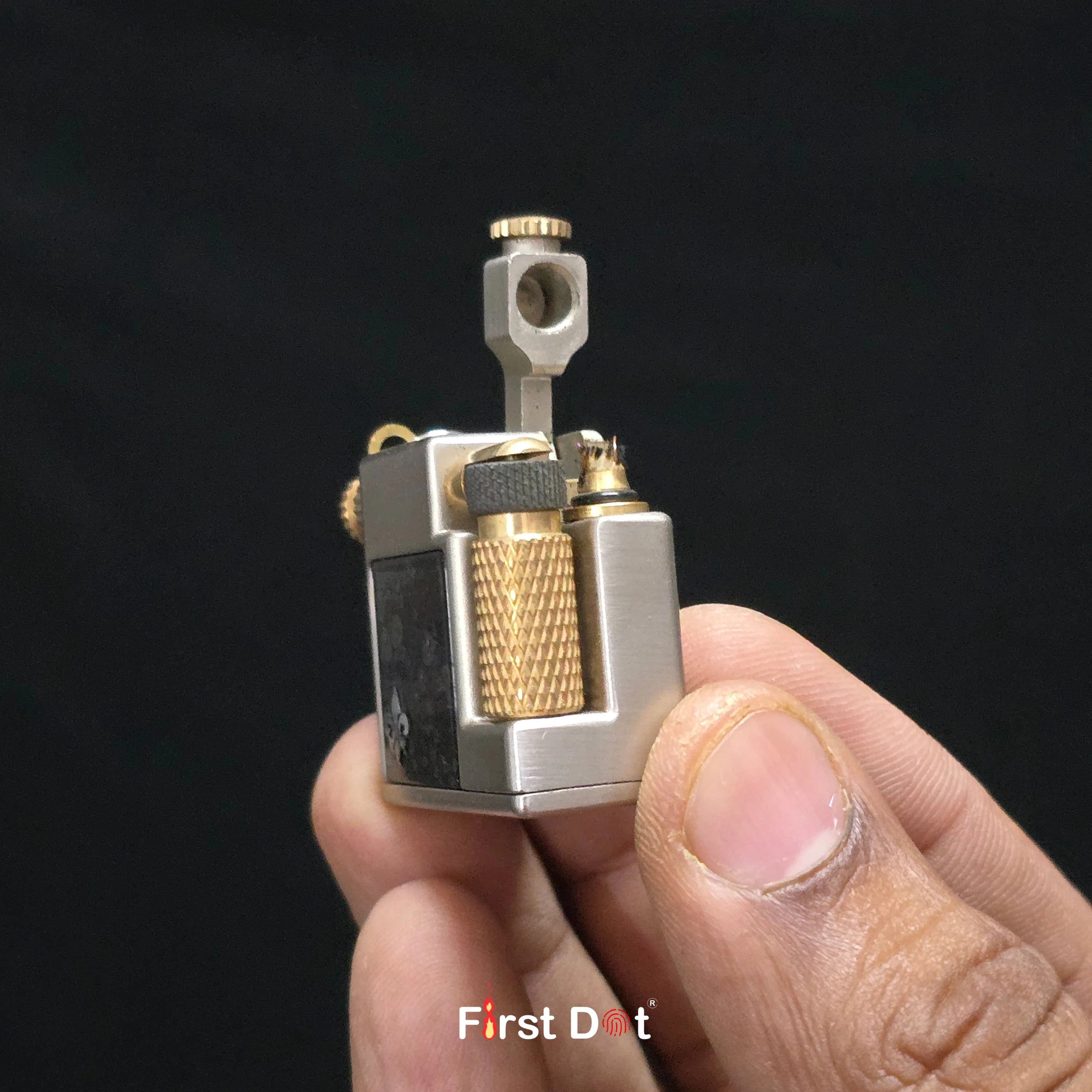 Chief 715 – Micro Brick Lighter
