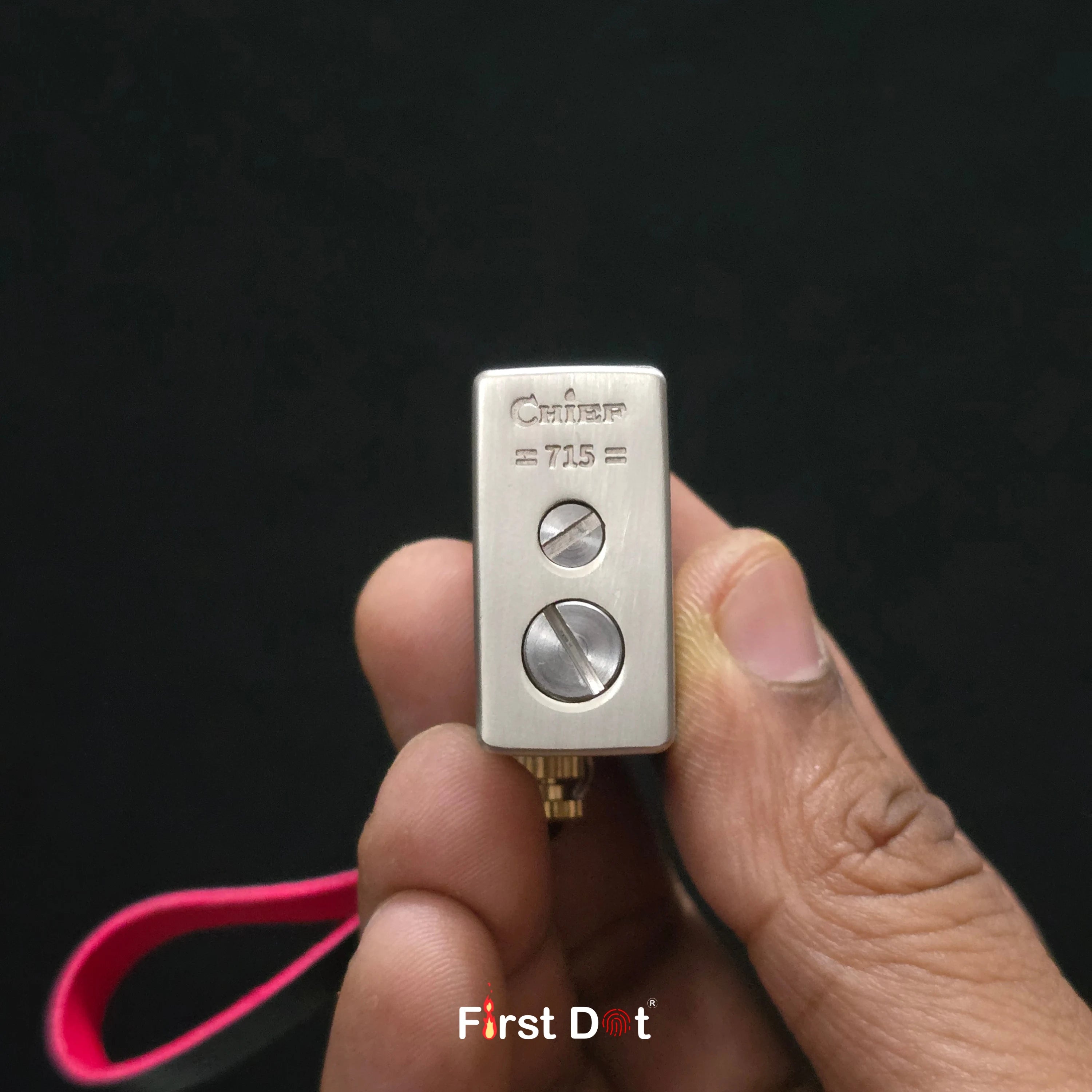 Chief 715 – Micro Brick Lighter