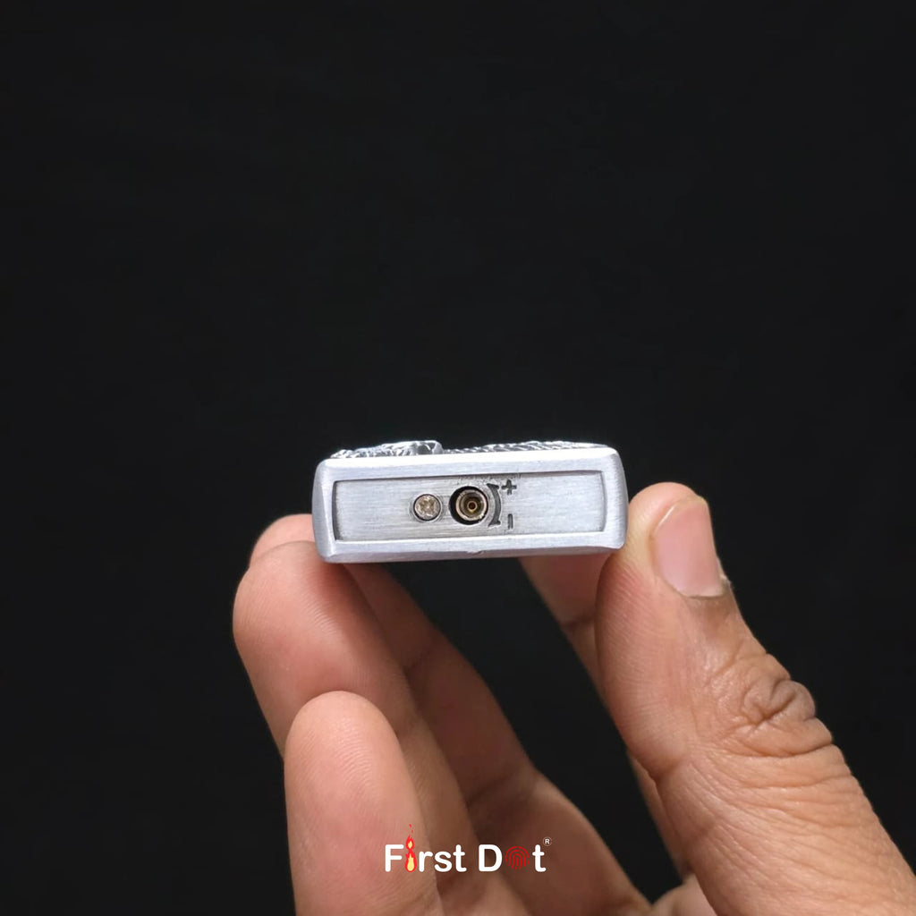 Classic Engraved Cigarette Lighter