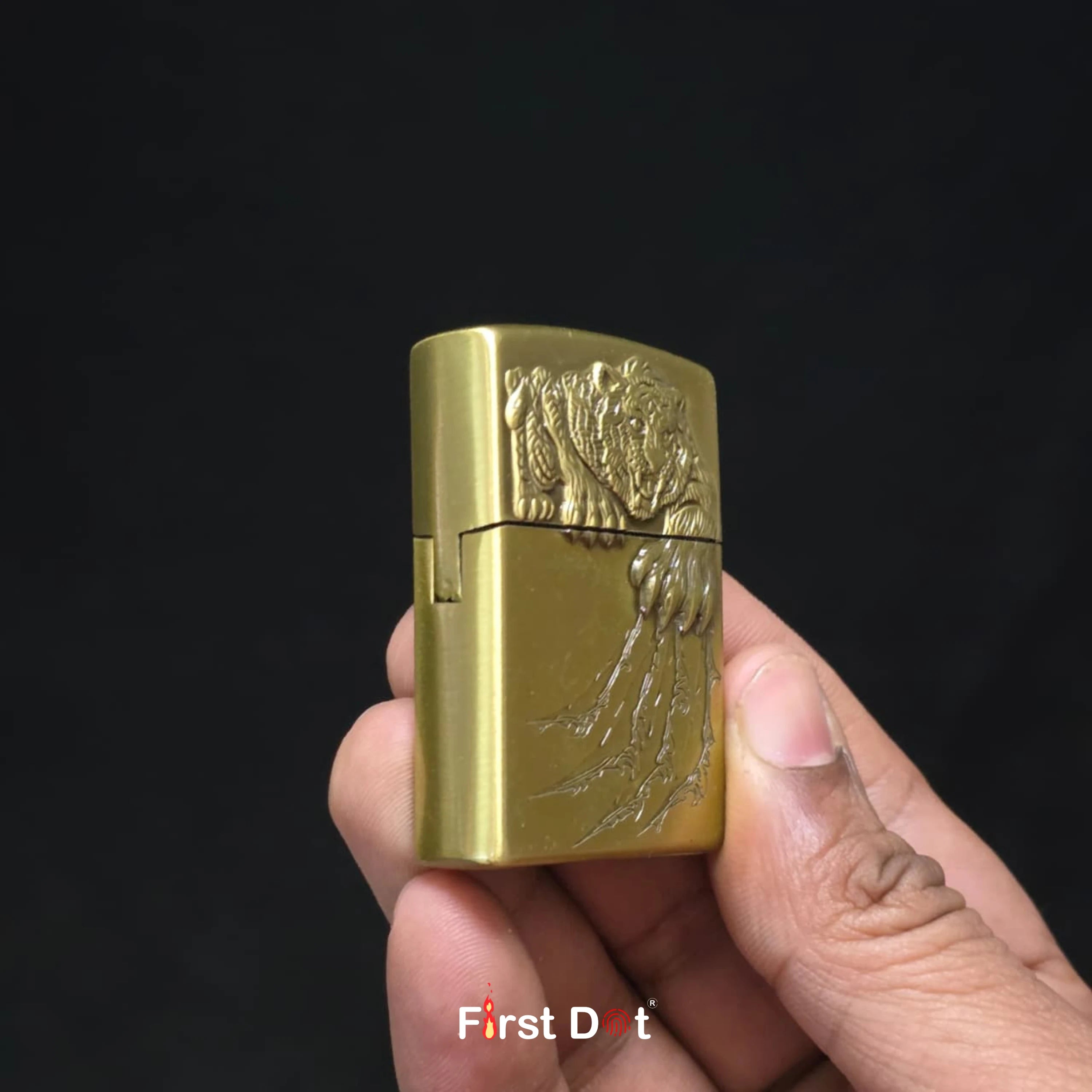Classic Engraved Cigarette Lighter