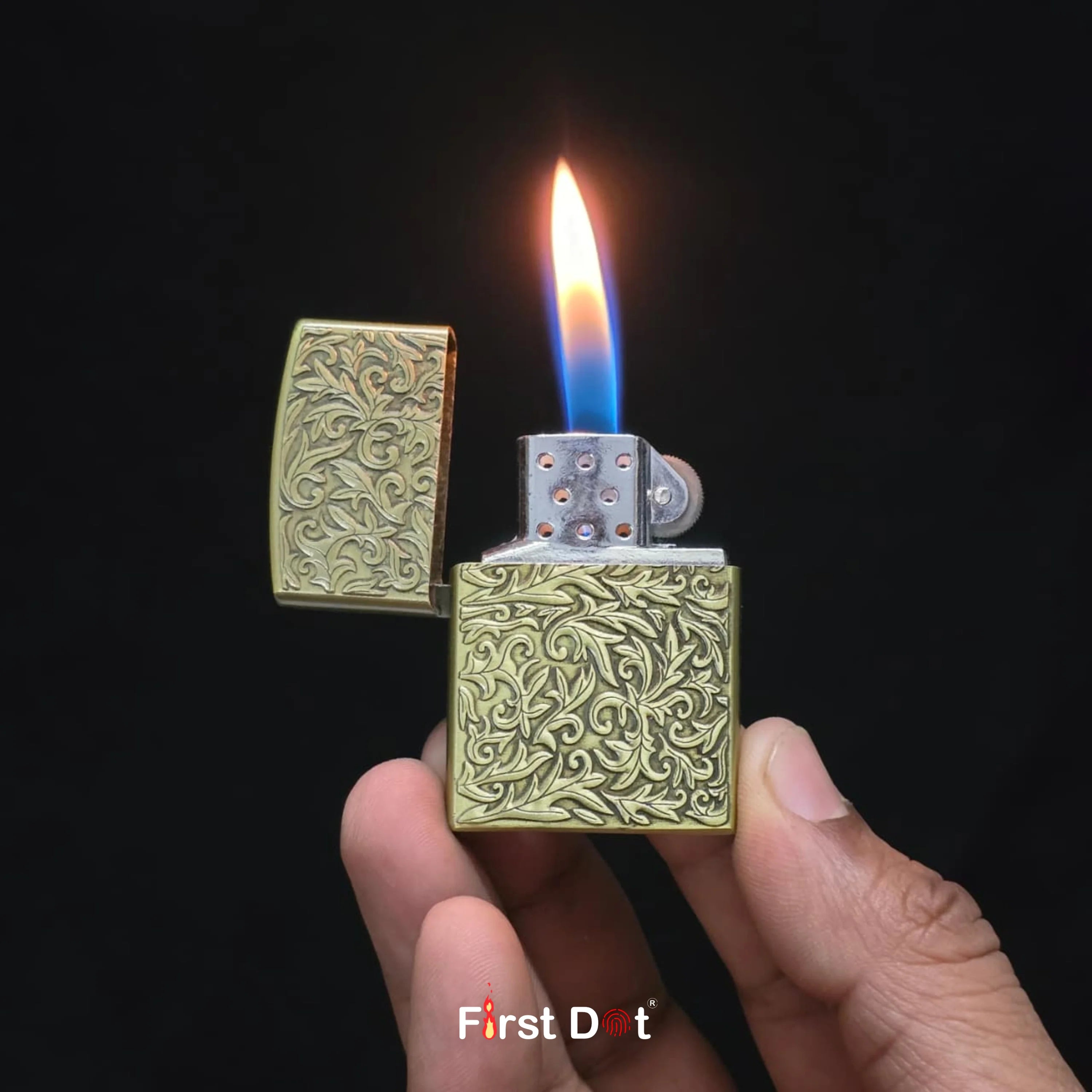 Arabesque Floral Engraved Cigarette Lighter