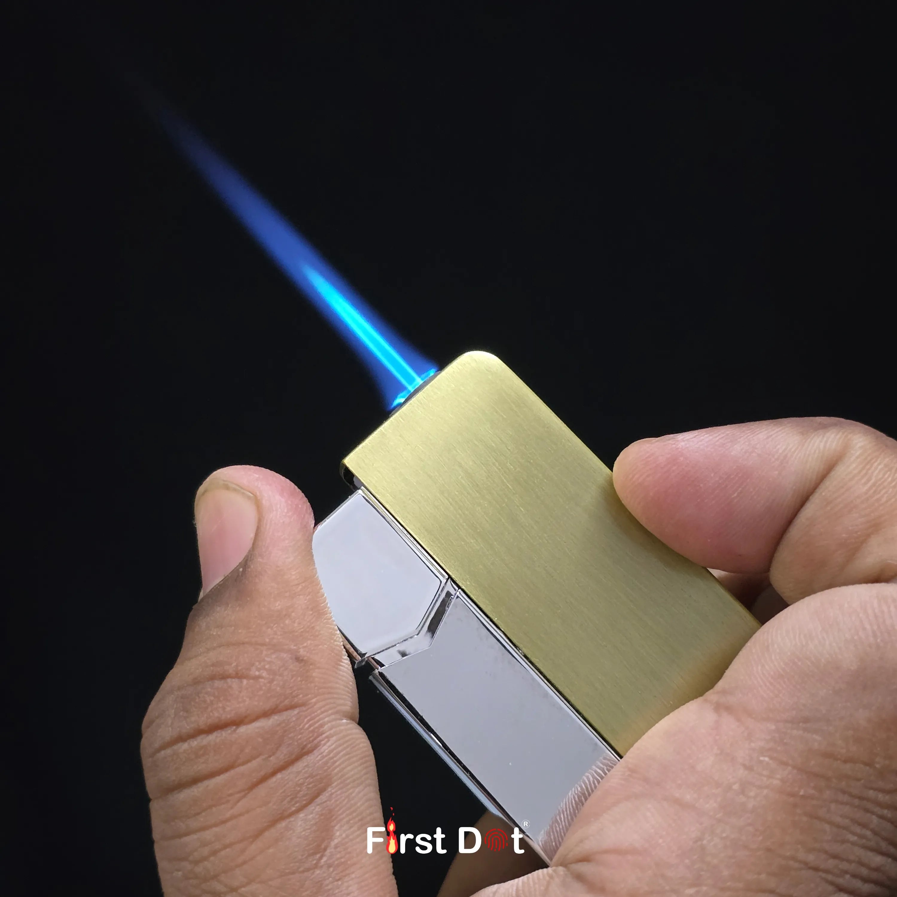 First Dot BlackCard Series – Lucky Draw Lighter