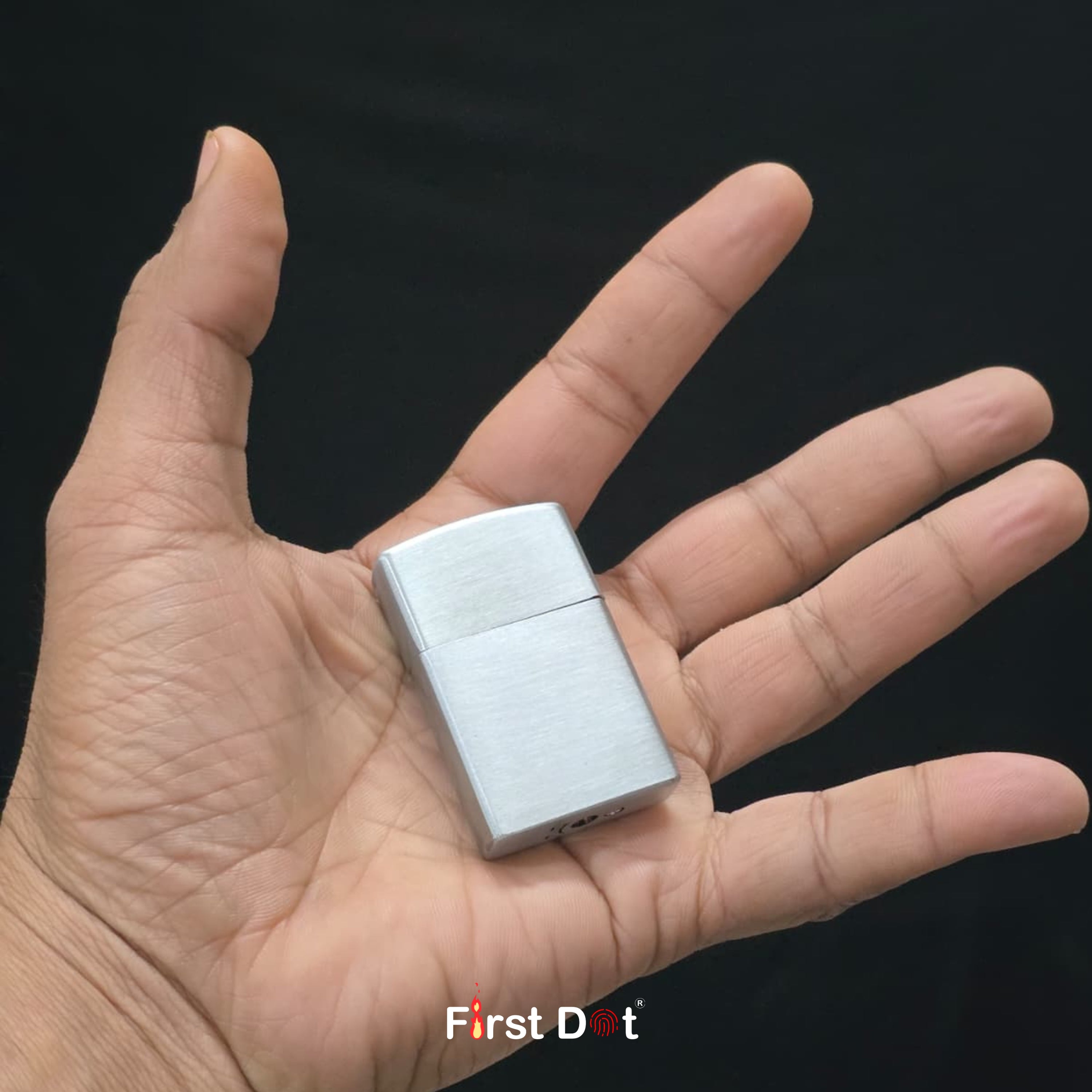 Leaf Engraved Gas Lighter | Wind-Resistant Metal Body