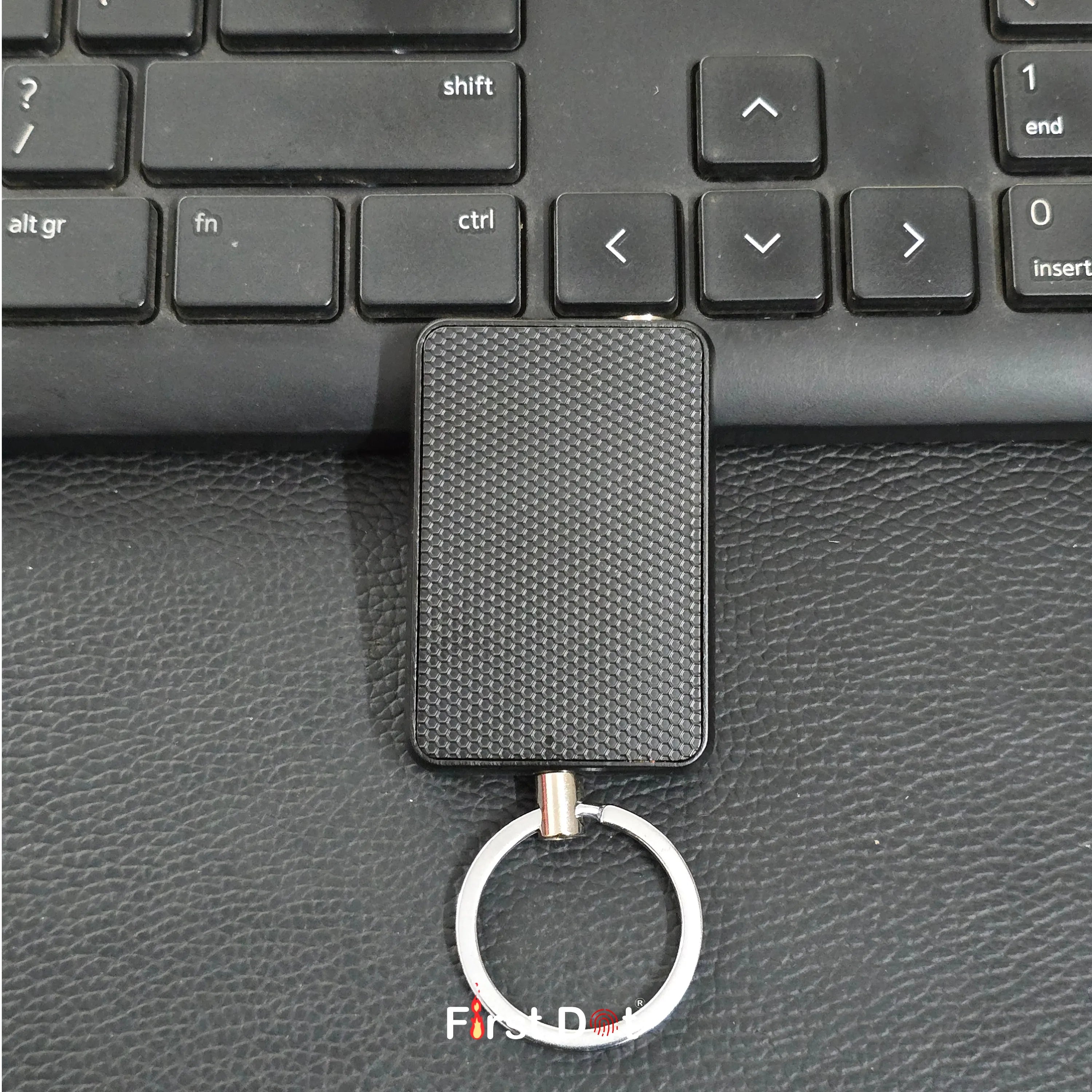 First Dot Carbon Grid Keychain Jet Flame Lighter