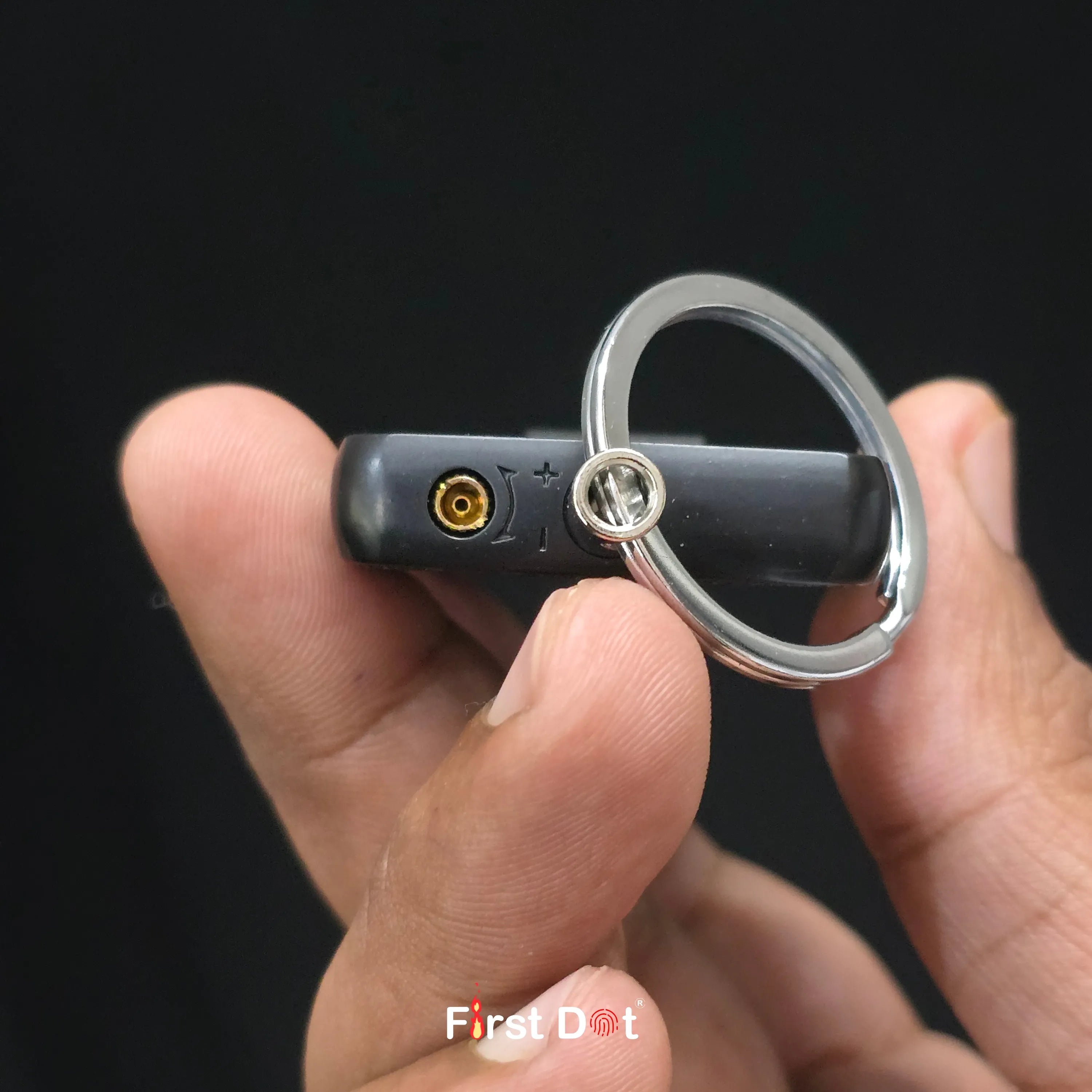 First Dot Carbon Grid Keychain Jet Flame Lighter
