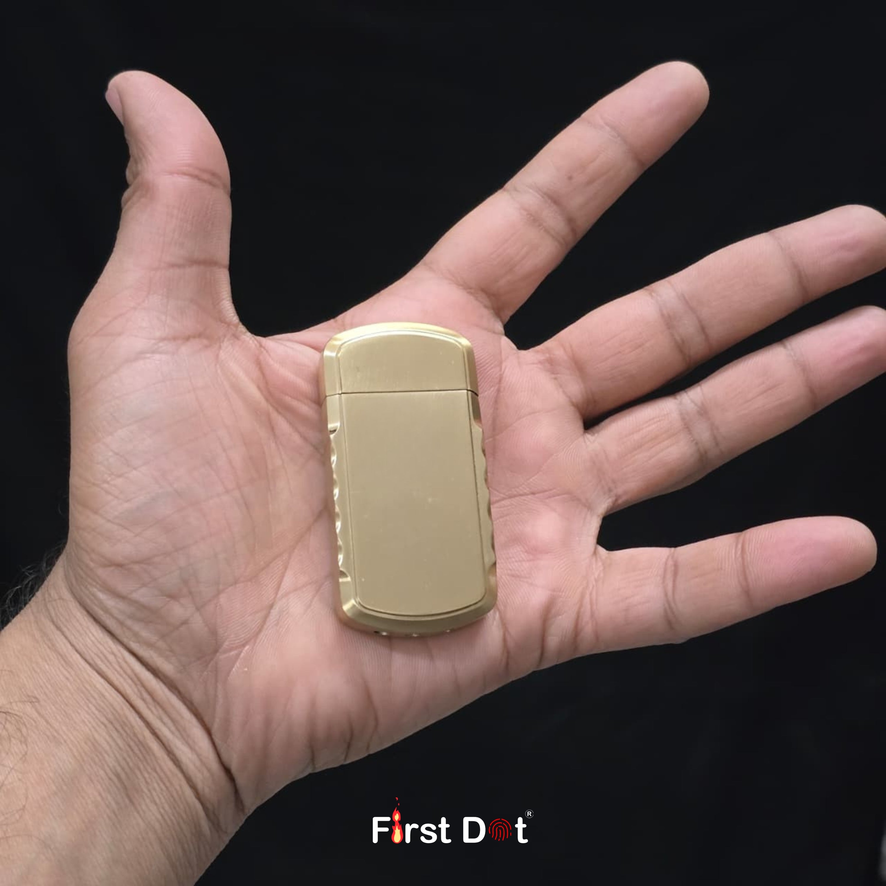 Vintage-Style Jet Flame Lighter - Gold Metal Body