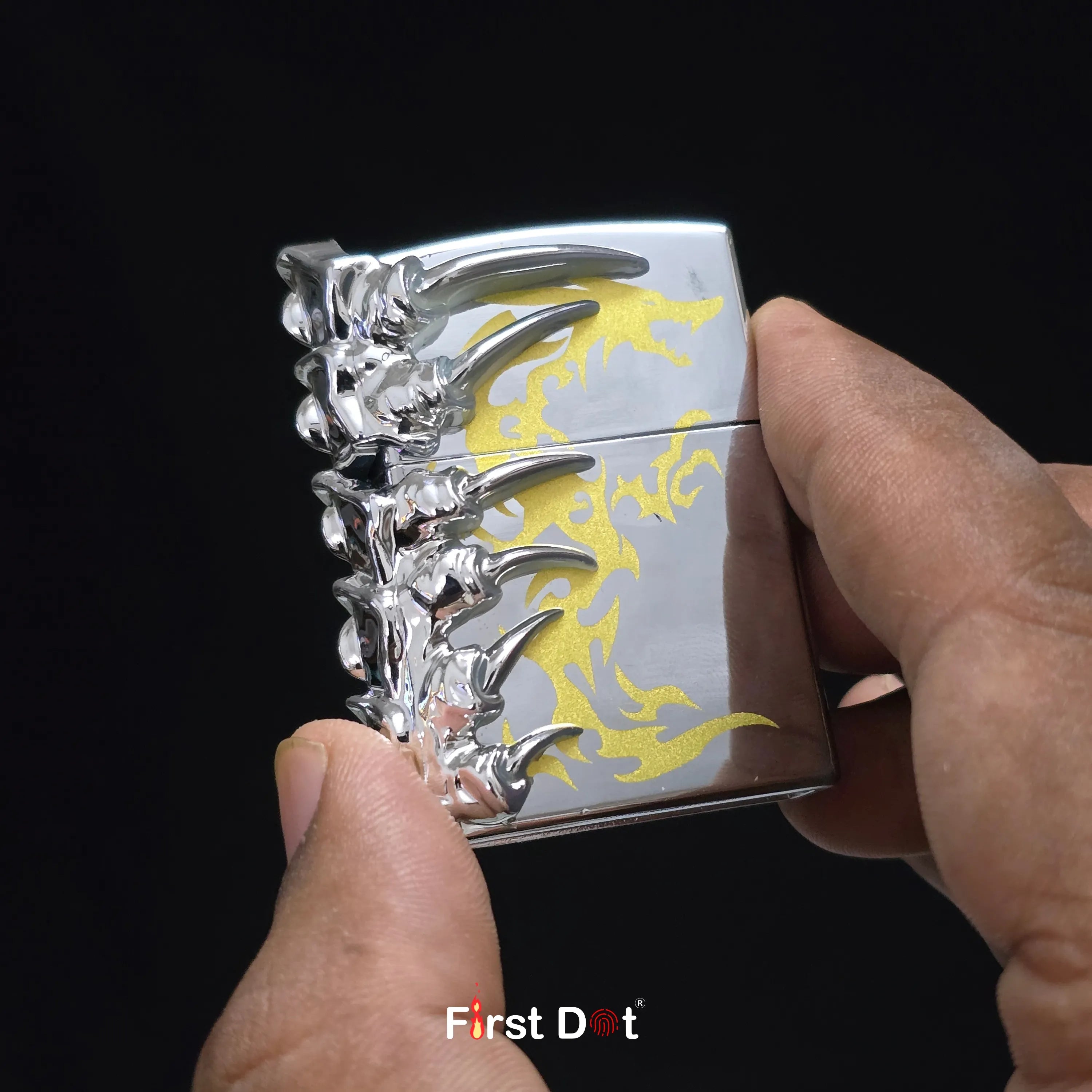 First Dot 3D Dragon Claw Lighter