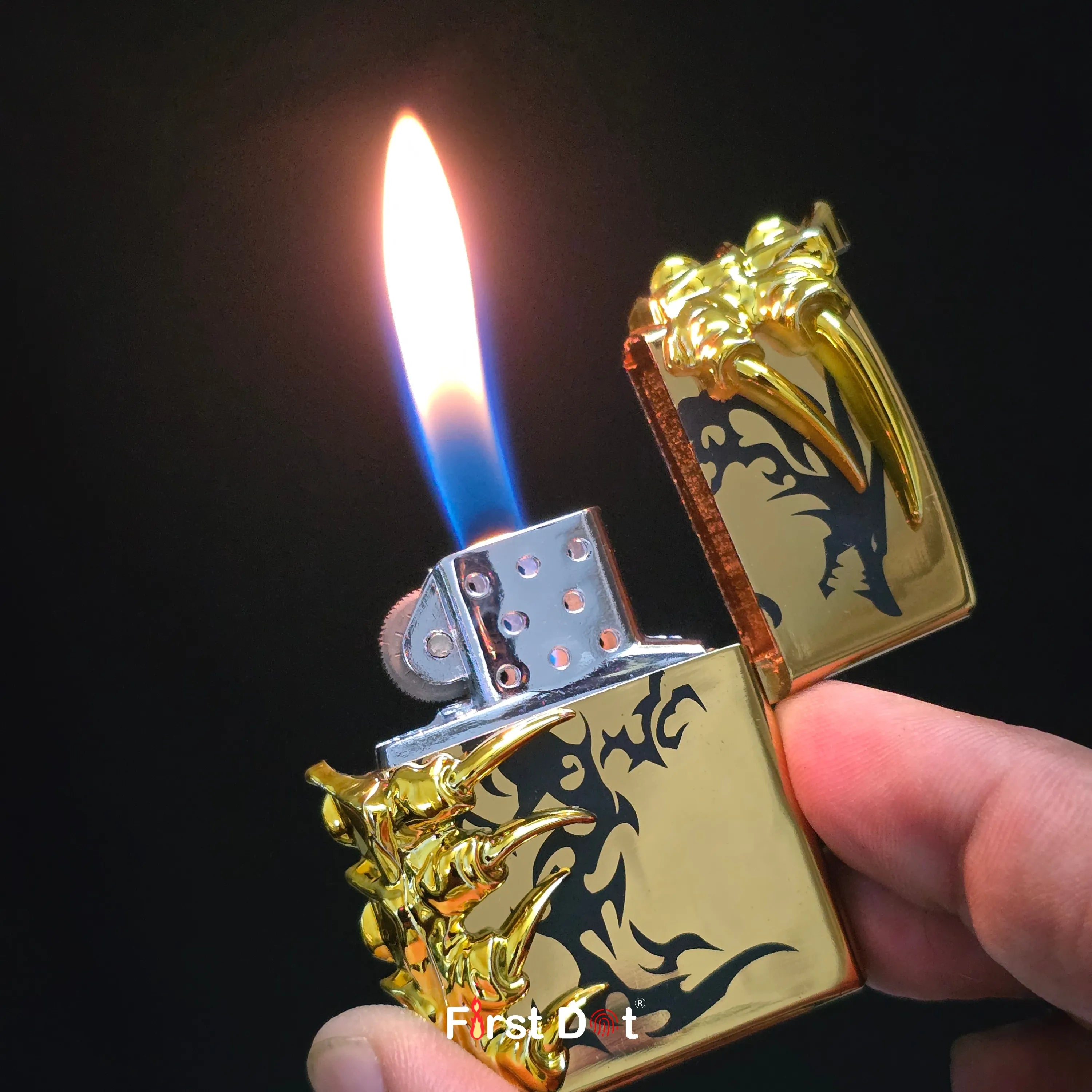 First Dot 3D Dragon Claw Lighter