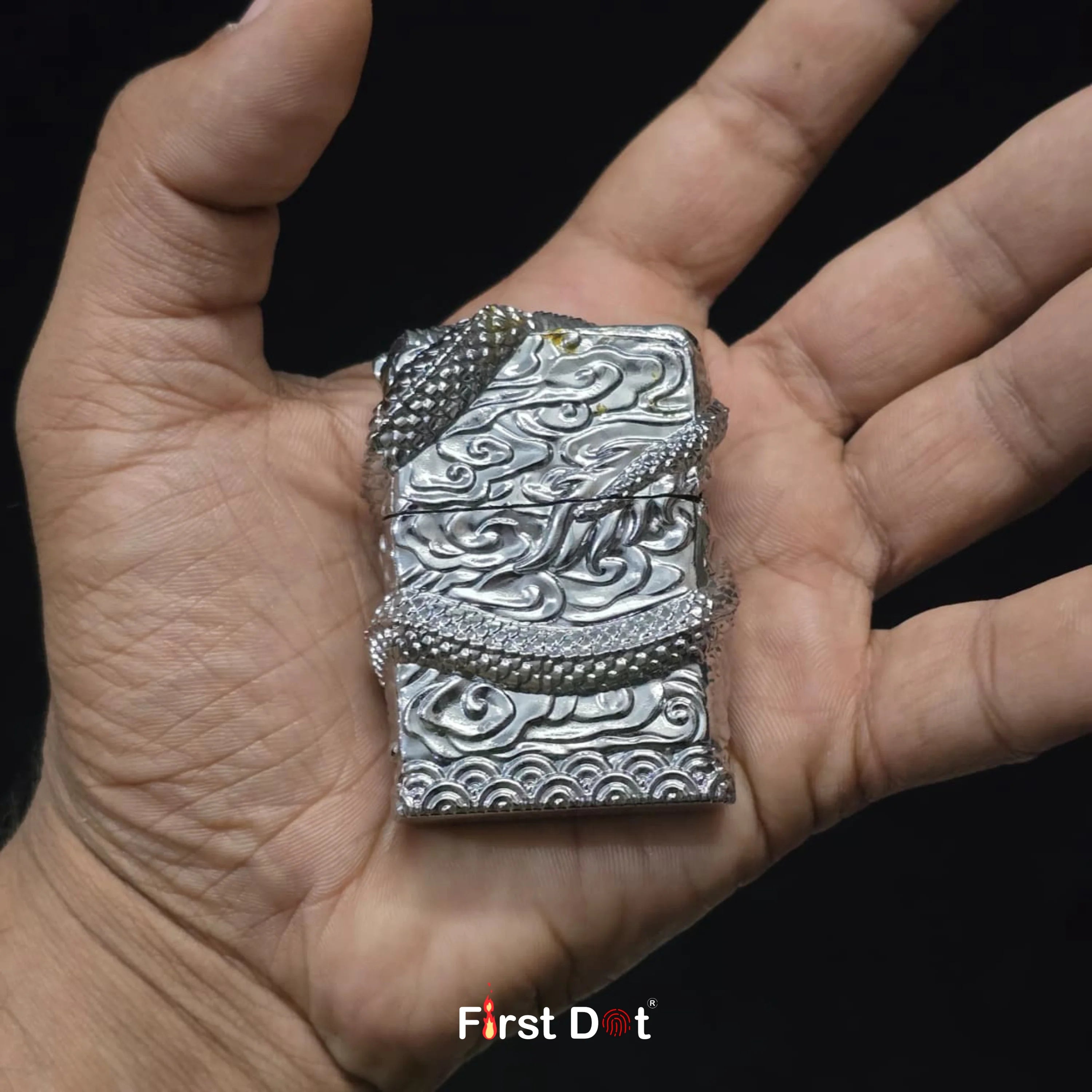 God Dragon Vintage Cigarette Lighter (Free 50ml fuel)