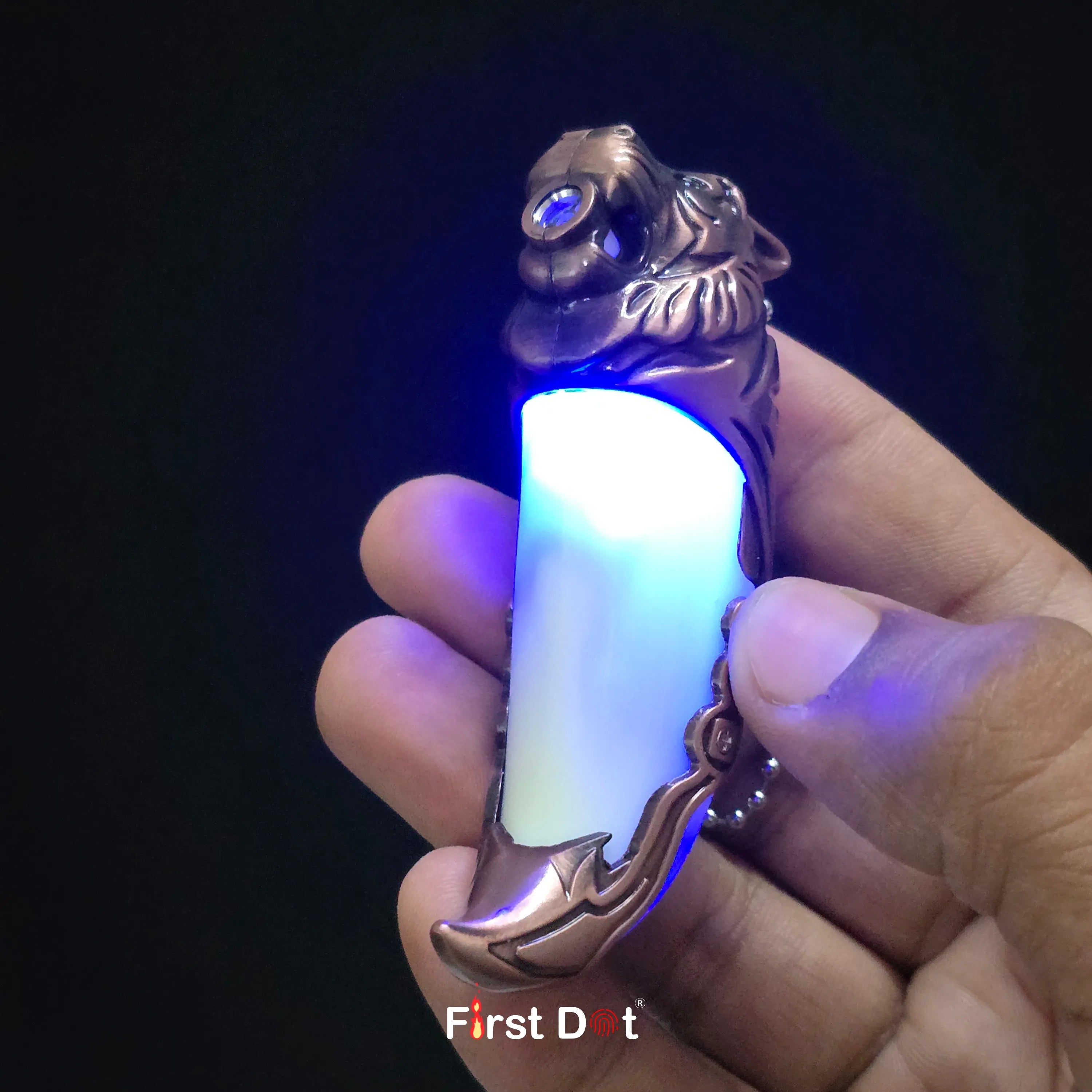 First Dot LED Key Tiger Tooth Lighter