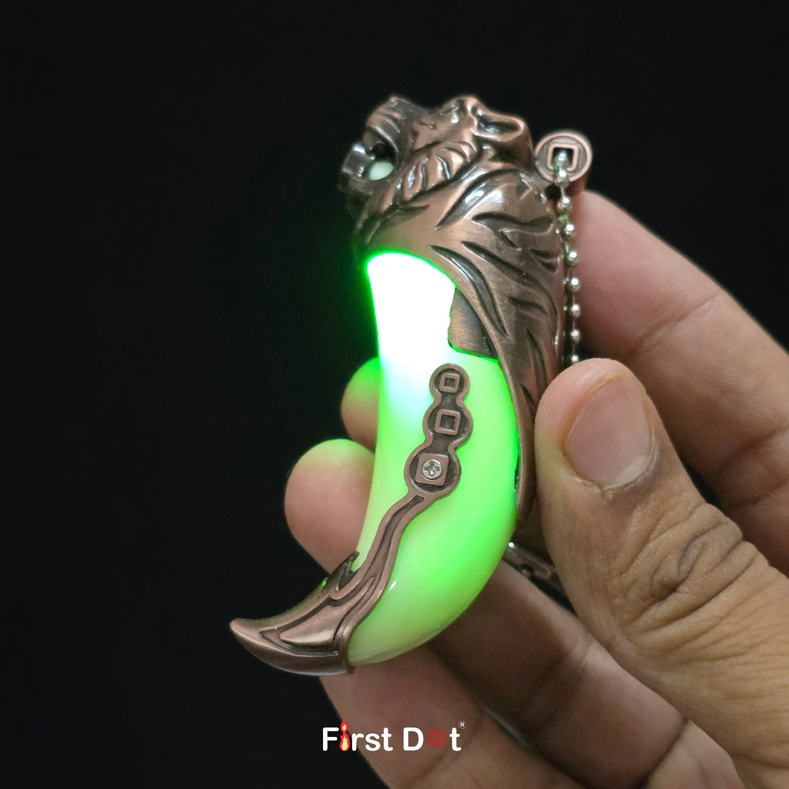 First Dot LED Key Tiger Tooth Lighter