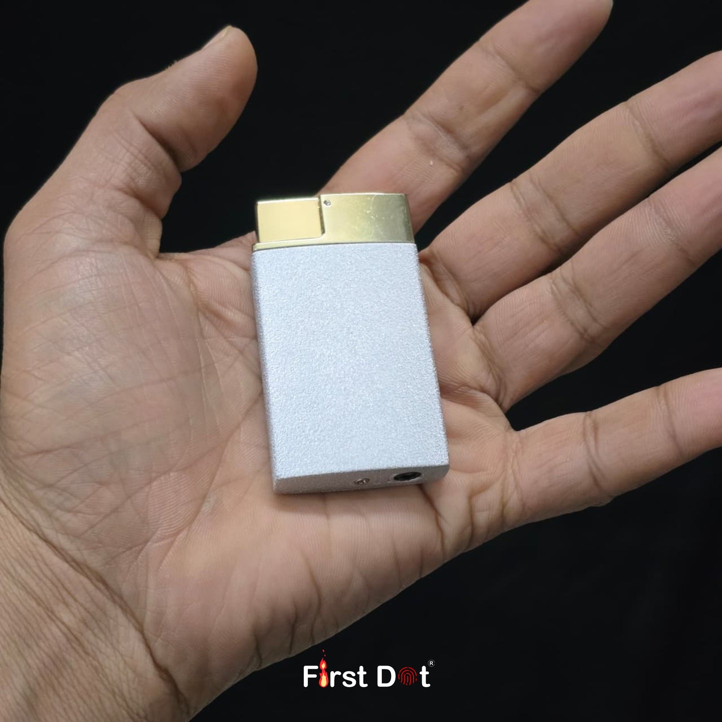 Vintage Cigarette Lighter – Metal Finish, Slim Lighter