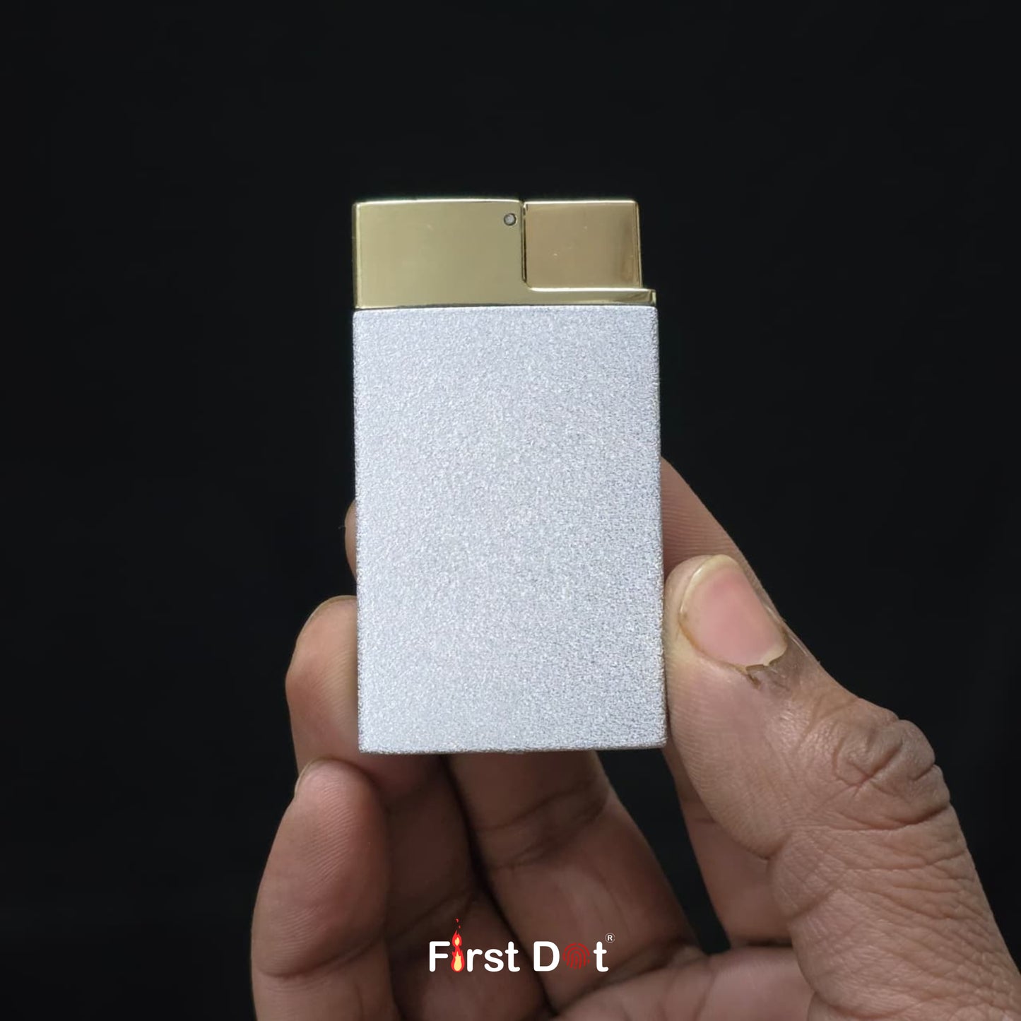 Vintage Cigarette Lighter – Metal Finish, Slim Lighter