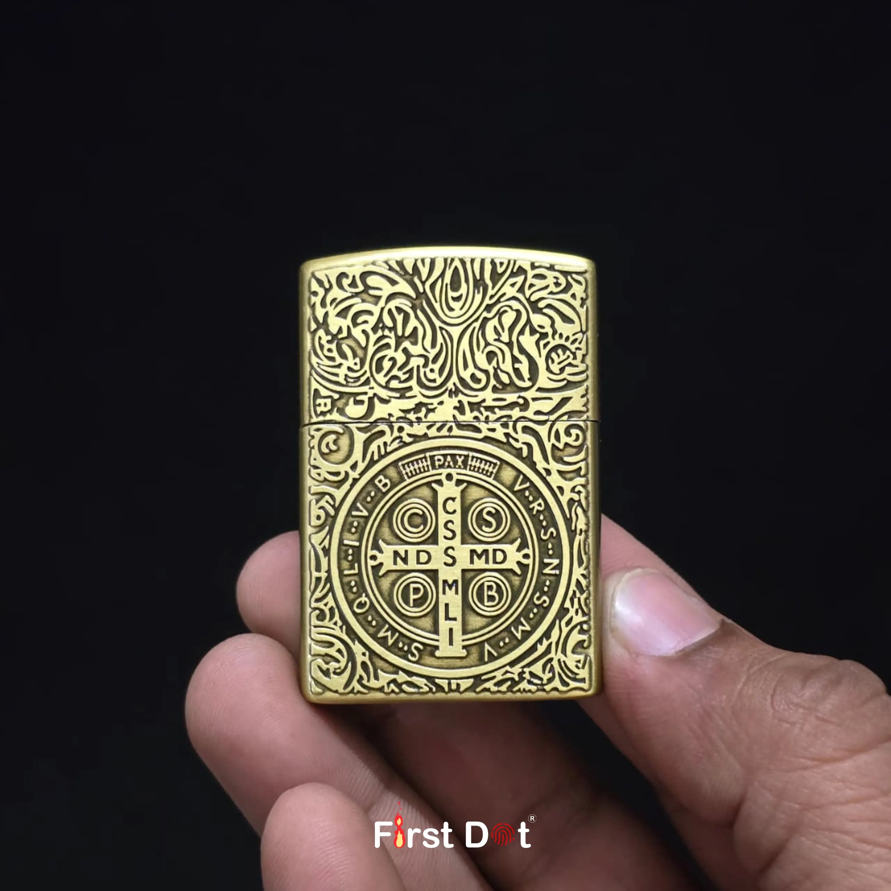 First Dot Classic Cross Engraved Cigarette Lighter