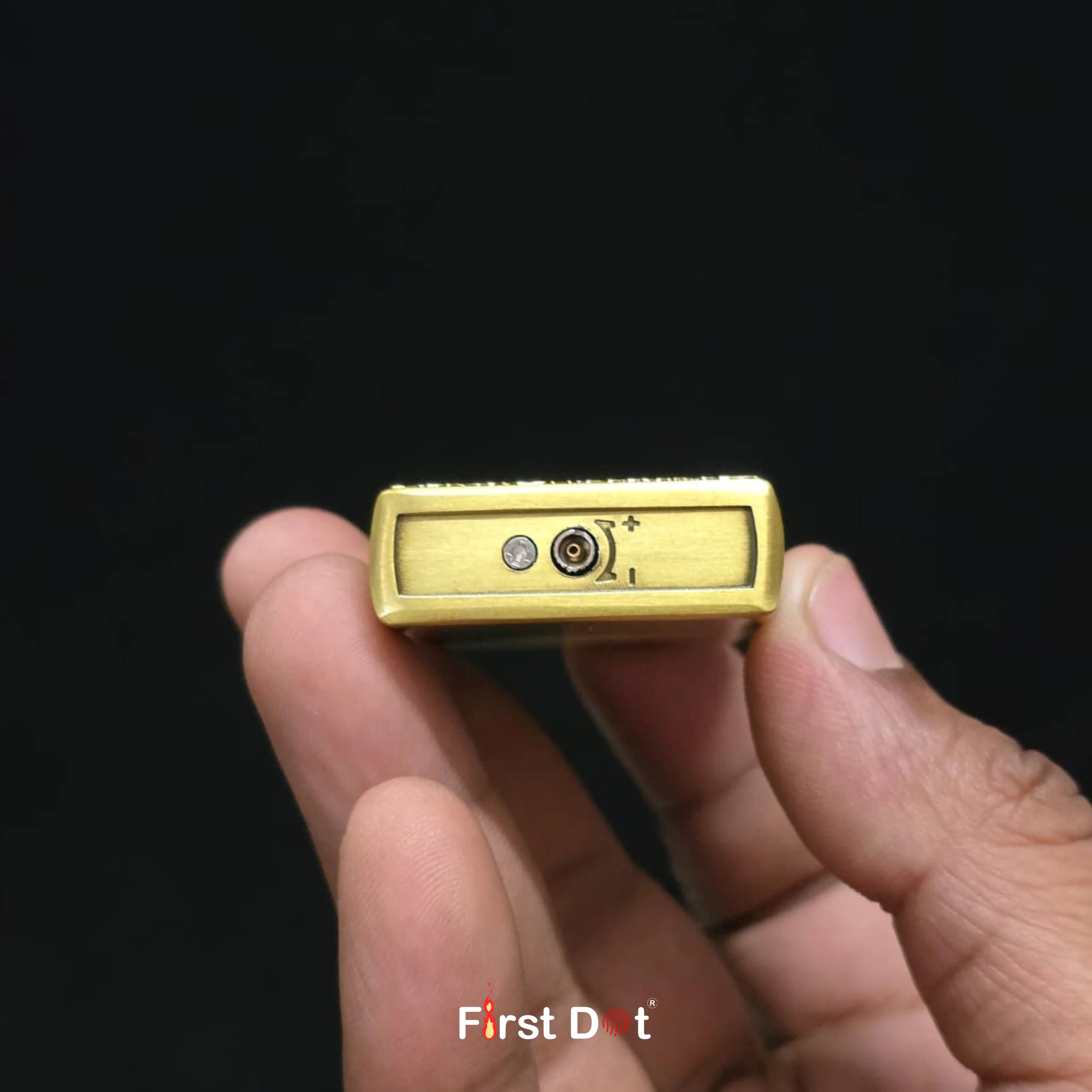 First Dot Classic Cross Engraved Cigarette Lighter