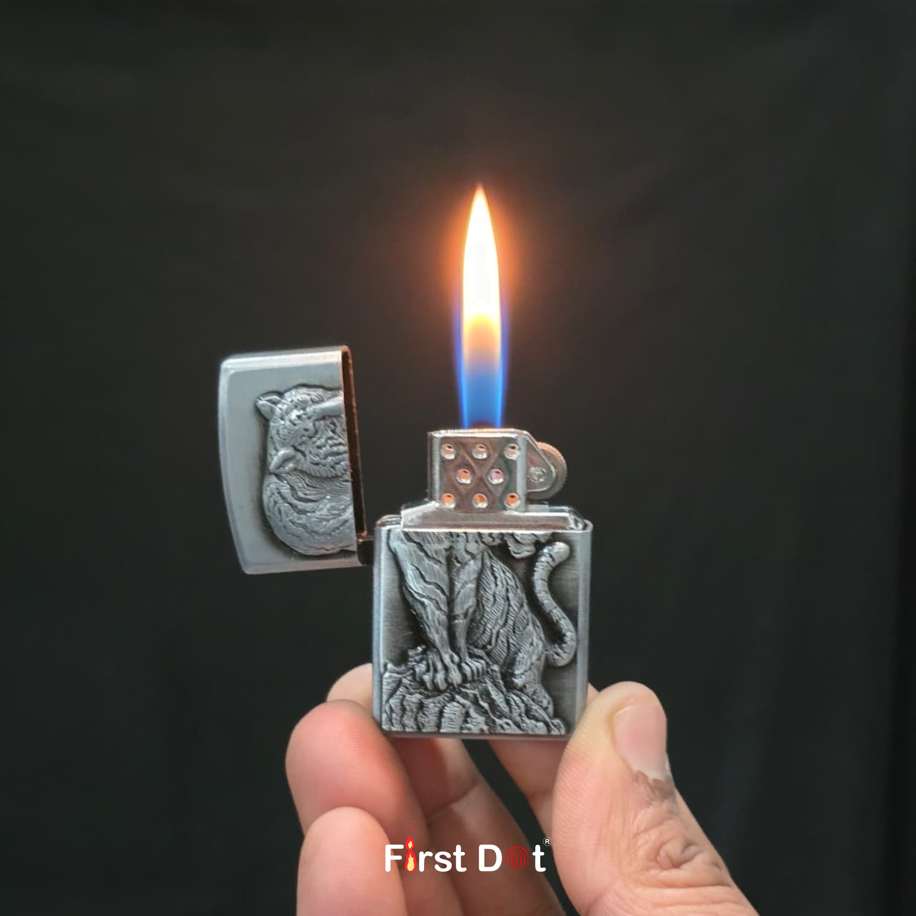 Tiger Engraved Vintage Fancy Metal Cigarette Lighter