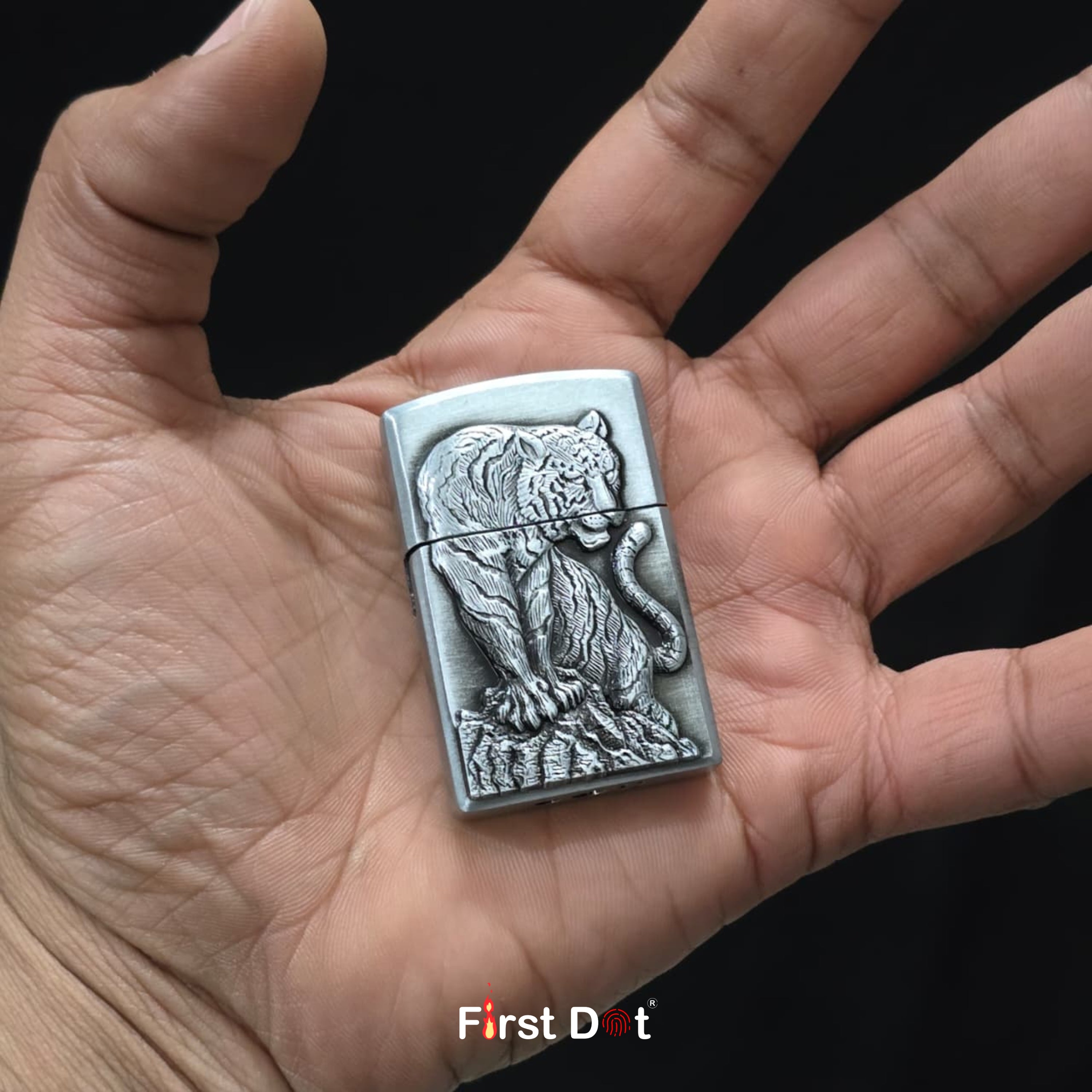 Tiger Engraved Vintage Fancy Metal Cigarette Lighter