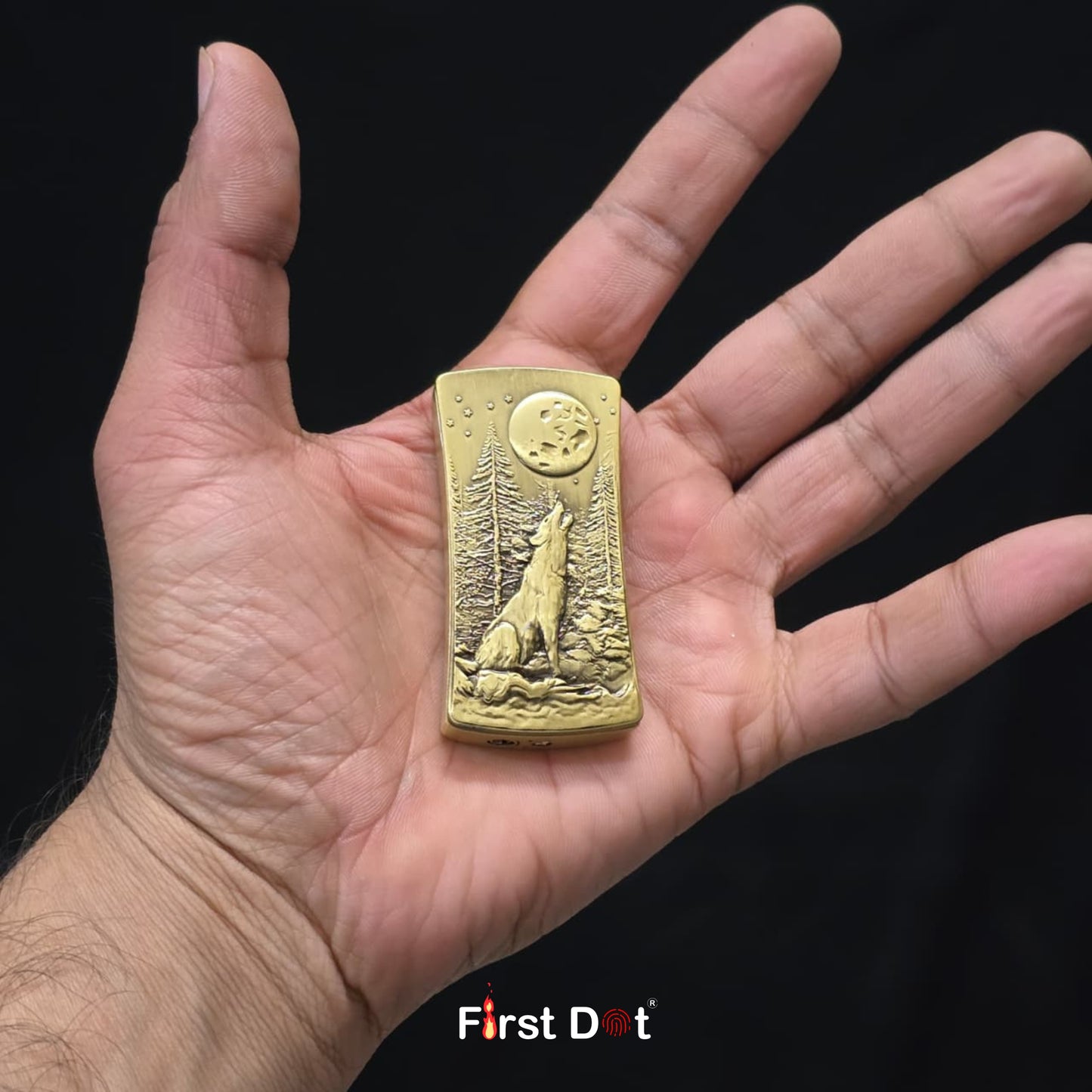 Wolf Engraved | Wind-Resistant Jet Flame Cigarette Lighter