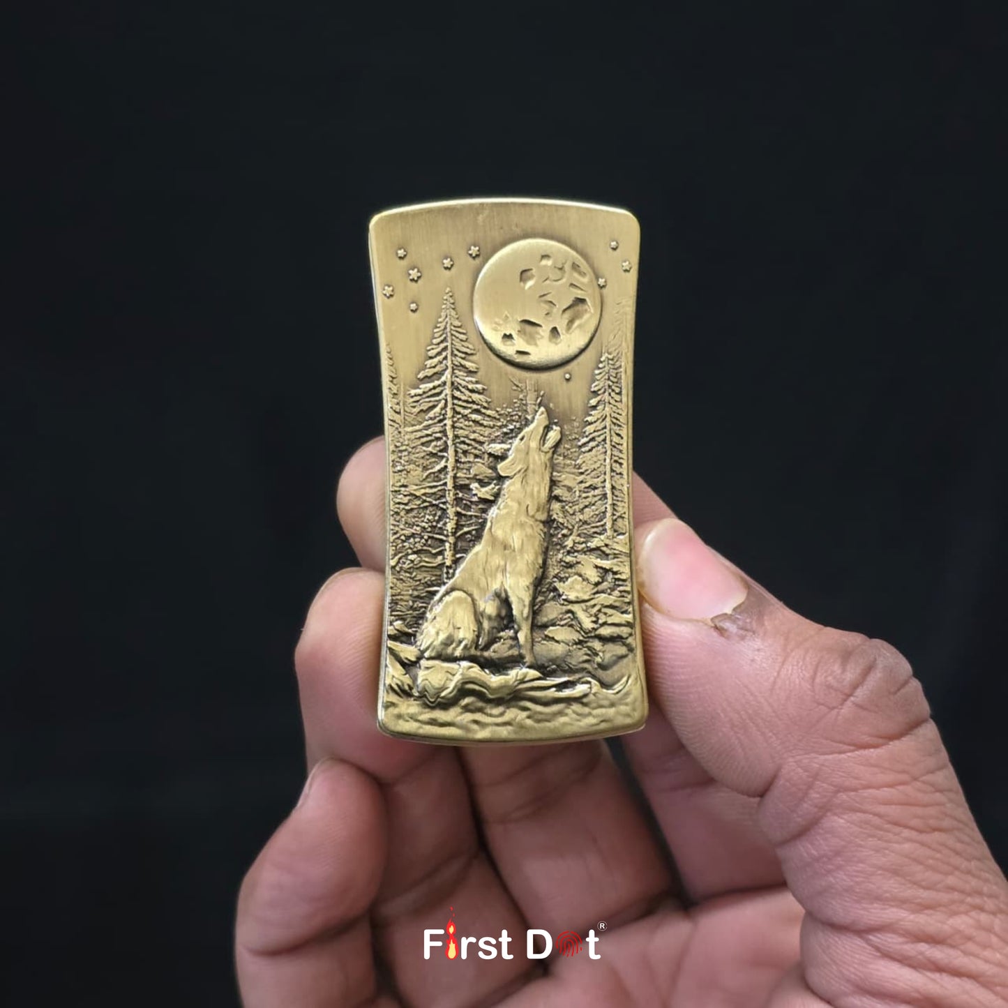 Wolf Engraved | Wind-Resistant Jet Flame Cigarette Lighter