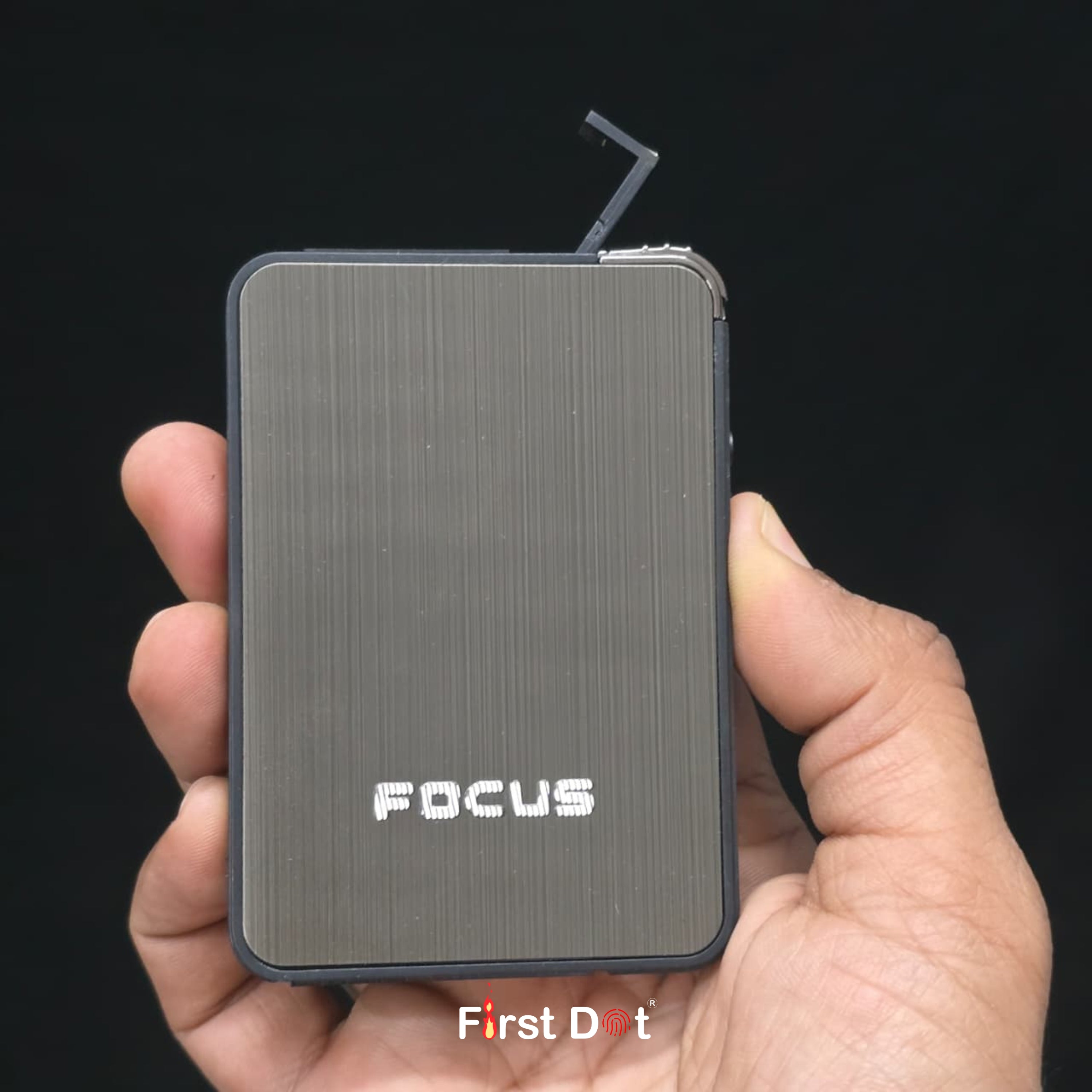 Focus 2-in-1 Cigarette Case with Lighter