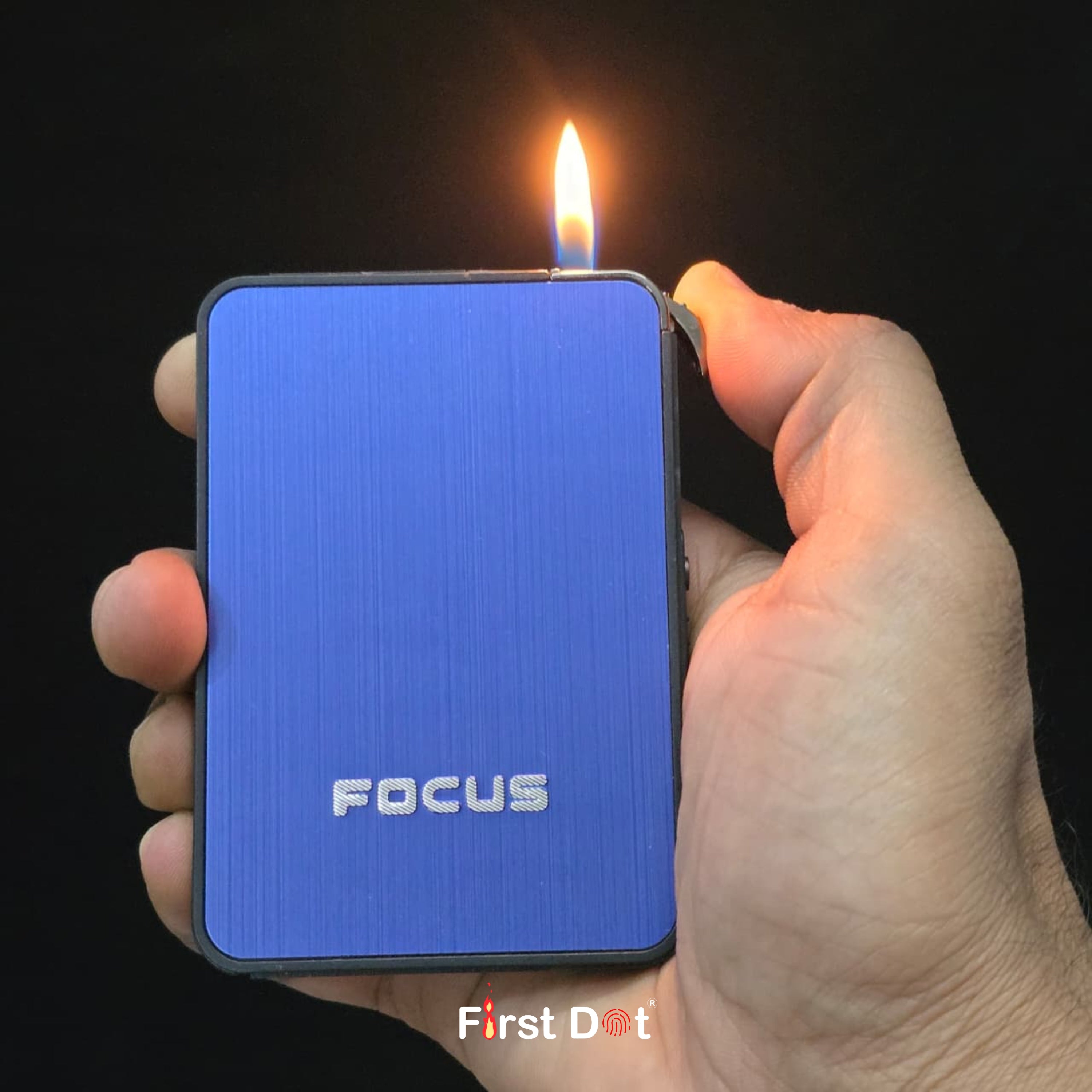 Focus Automatic Cigarette Case with Lighter