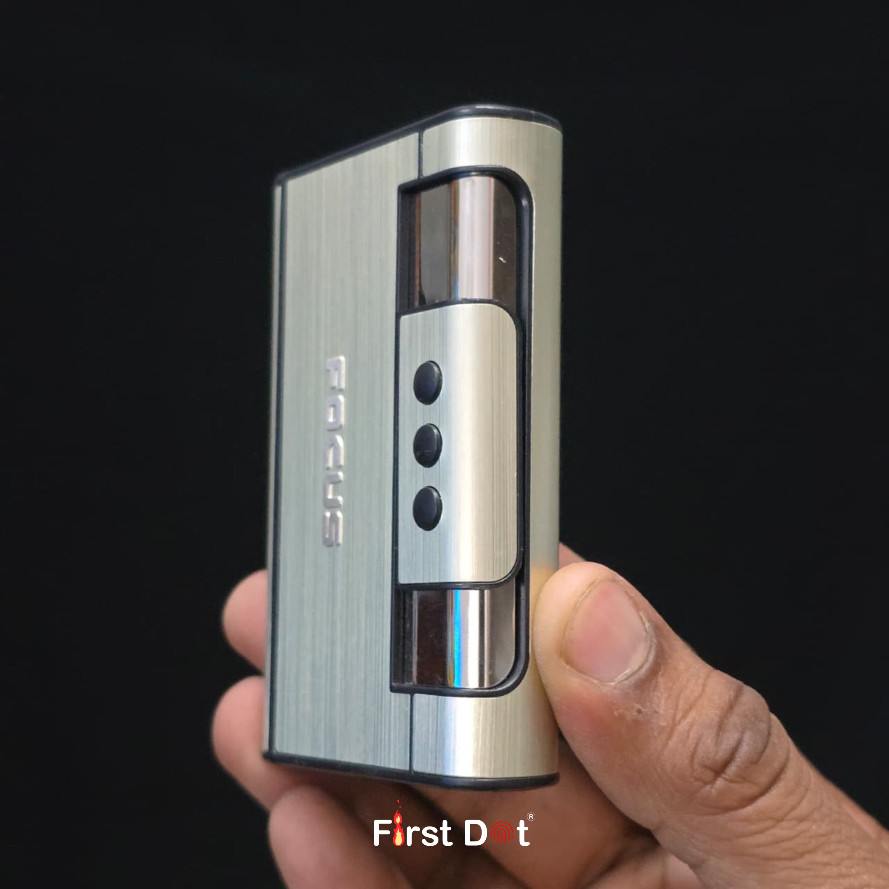 Focus Jet Flame Cigarette Case with Built-in Lighter