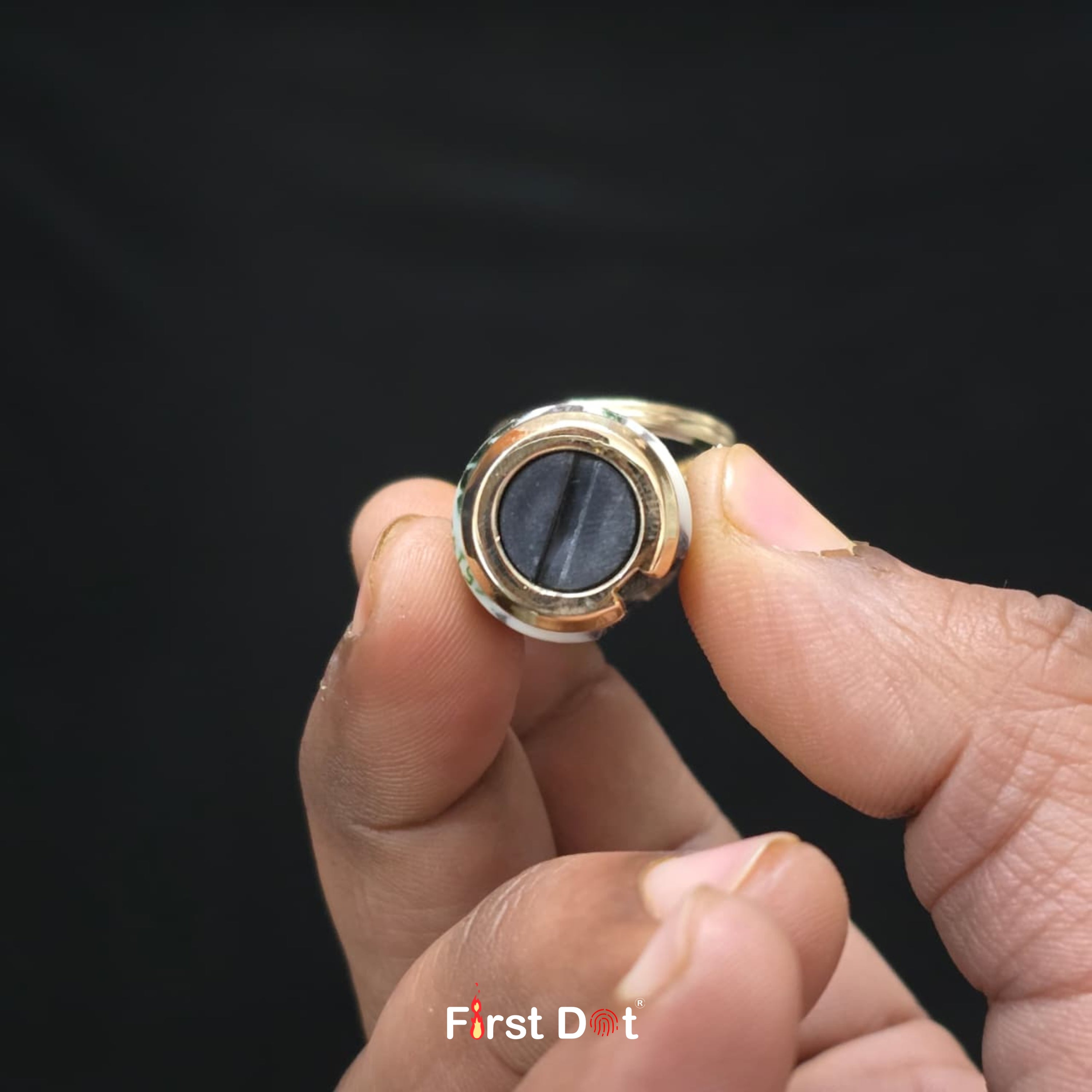 HONEST Permanent Match Keychain Oil Lighter