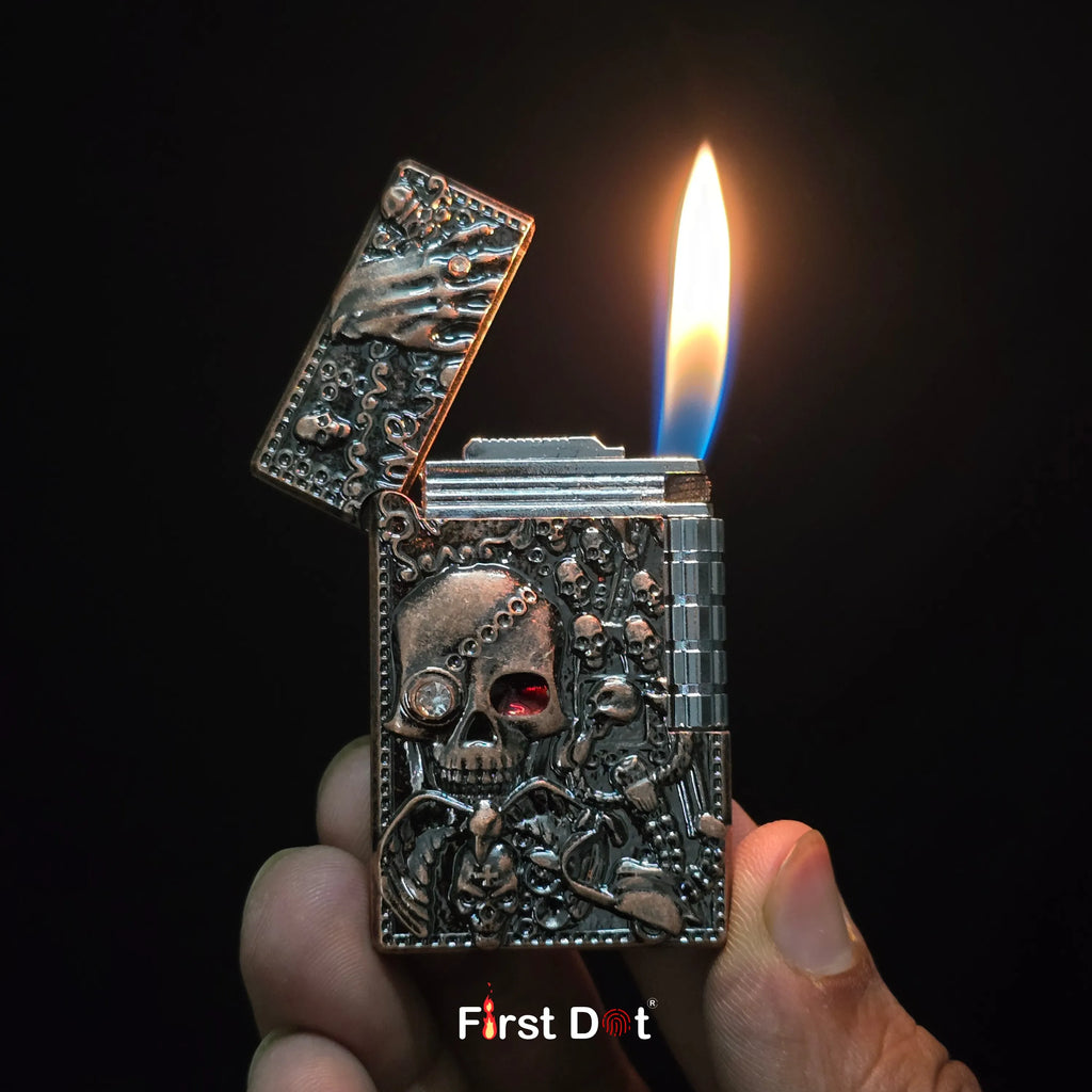 First Dot Blood-Ruby Gothic Sovereign Cigarette Lighter