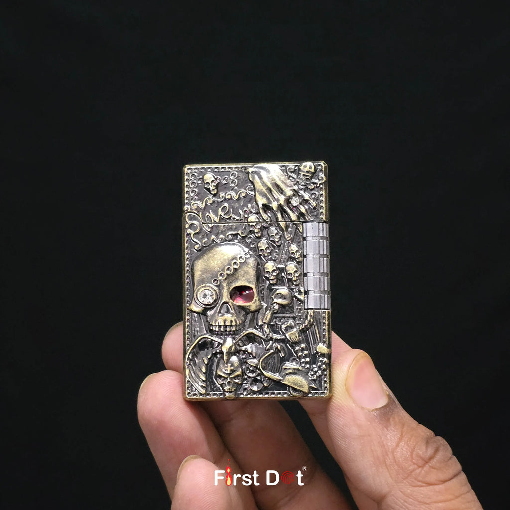 First Dot Blood-Ruby Gothic Sovereign Cigarette Lighter