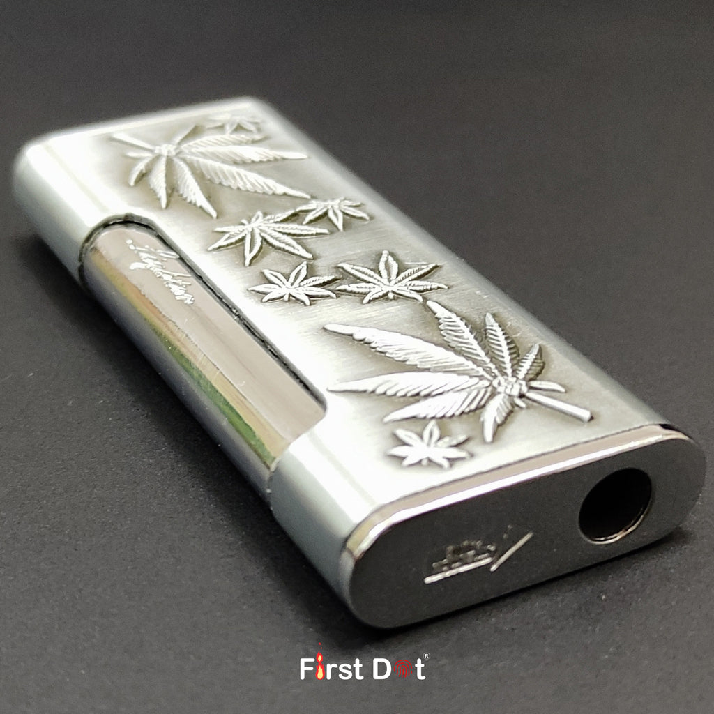 Vintage Leaf Carved Jet Flame Lighter Gold