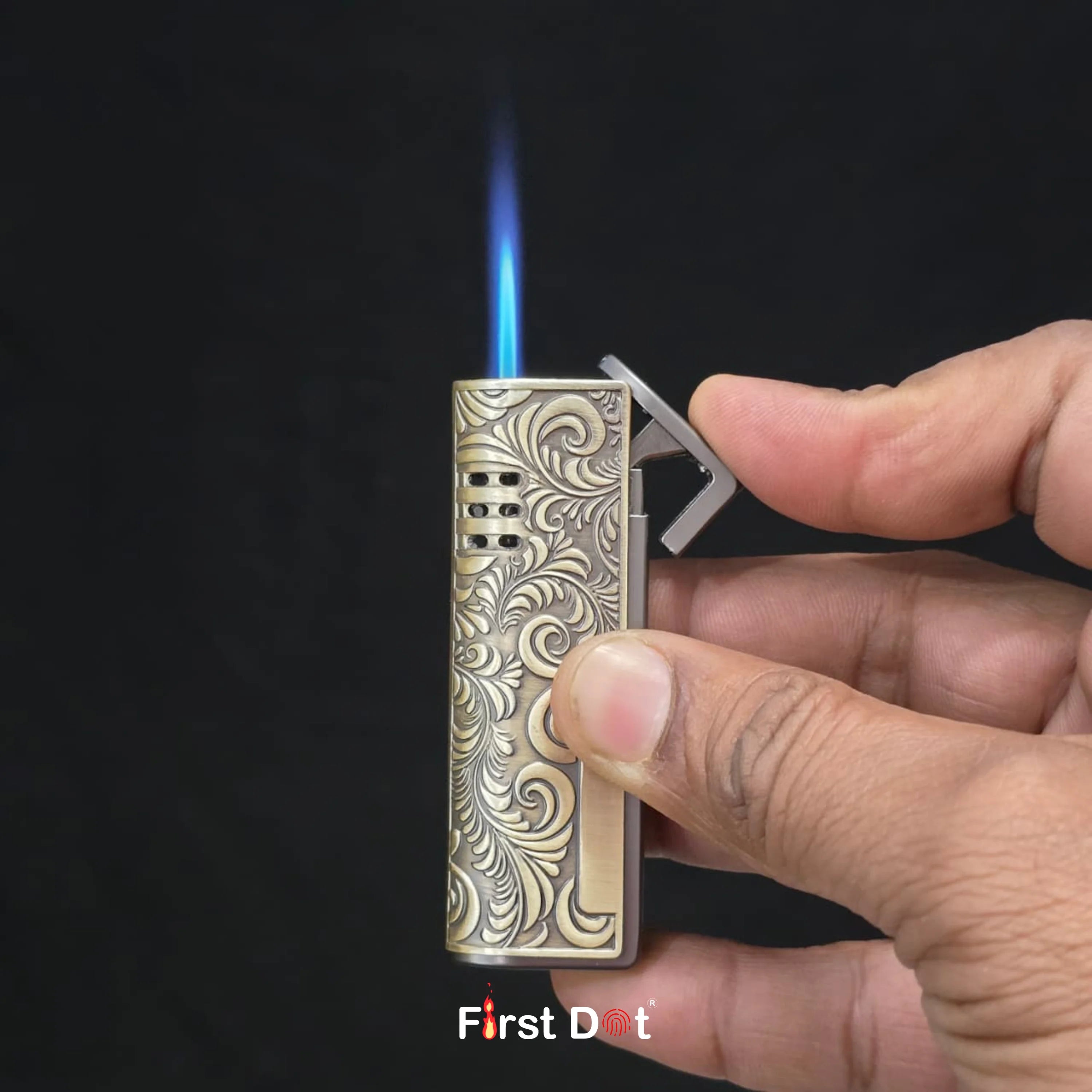 Vintage Leaf Engraved Cigarette Lighter – Windproof
