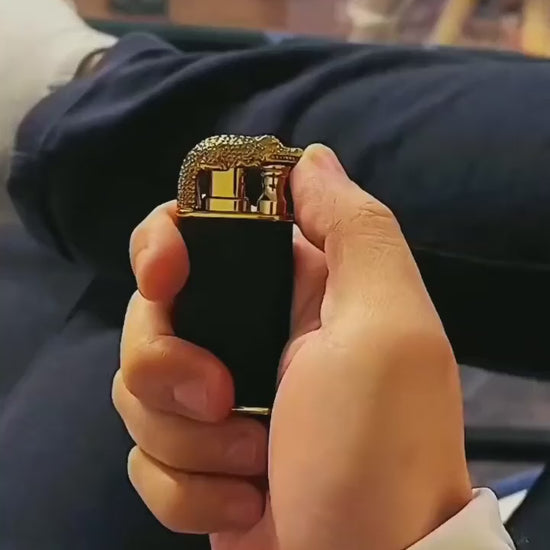 First Dot double flame lighter featuring classic vintage tiger motif.